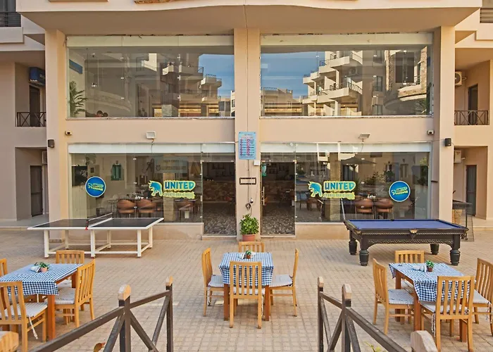 Aqua Tropical Near El Gouna Apartment